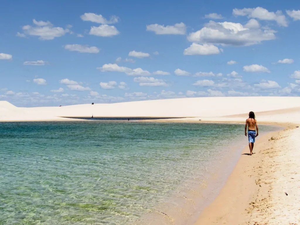 Quando-ir-e-como-chegar-nos-Lencois-Maranhenses-passeio-da-Lagoa-e-Povoado-Betania-Santo-Amaro-MA-Vamos-Trilhar
